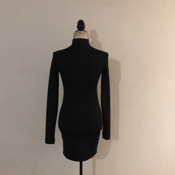 Black dress - Picture 2 of 6